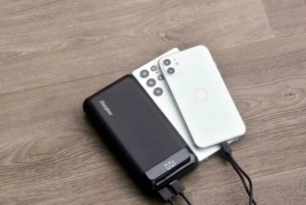Energizer -  30,000mAh High Speed Universal Portable Charger/Power Bank wi...