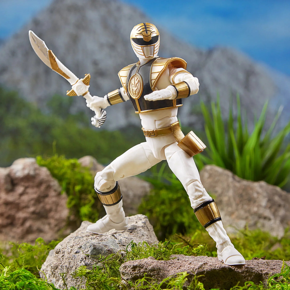 Power Rangers Lightning Collection 6-inch Mighty Morphin White Ranger Figure