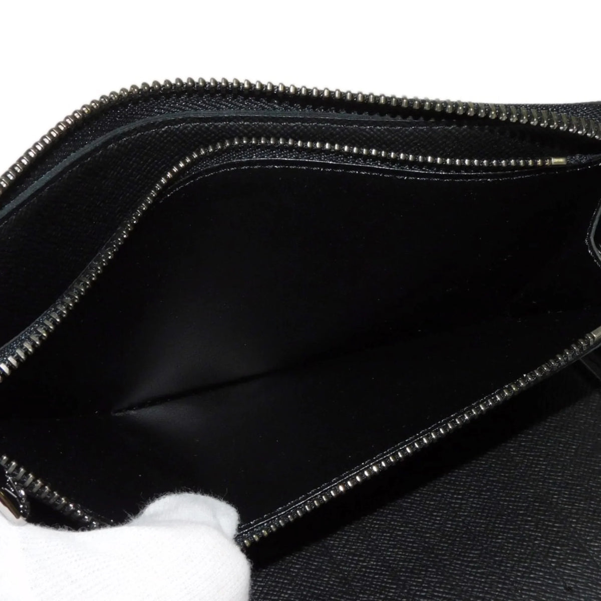 Pre-Owned   Long Wallet Zippy Vertical  Logo Round Zipper Monogram Eclipse Noir M62295 Men's Billfold (Good)
